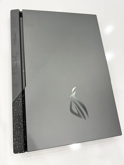 Asus ROG Strix G17 Ryzen™ 9 7845HX-RTX™ 4060 8G