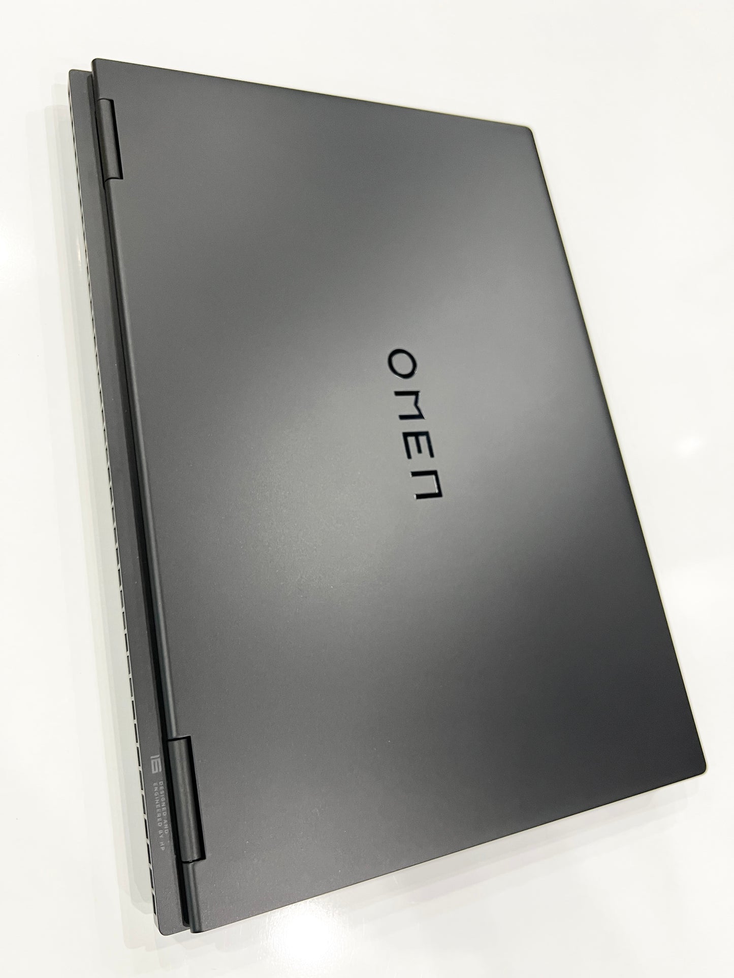 HP OMEN 16 Ryzen 7 7840HS-RTX 4060