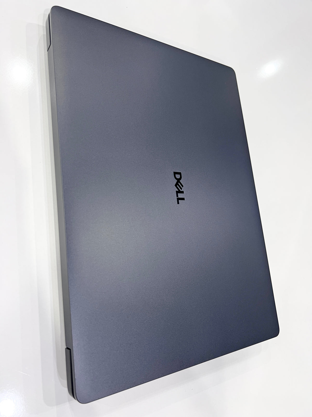 Dell Pro Max 16 Plus Ultra 7 265HX-RTX™ PRO 1000 Blackwell 8G
