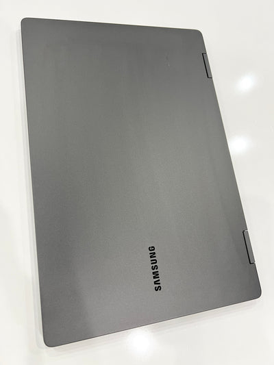 SAMSUNG GALAXY BOOK3 360 13.3 i5-1340P OLED
