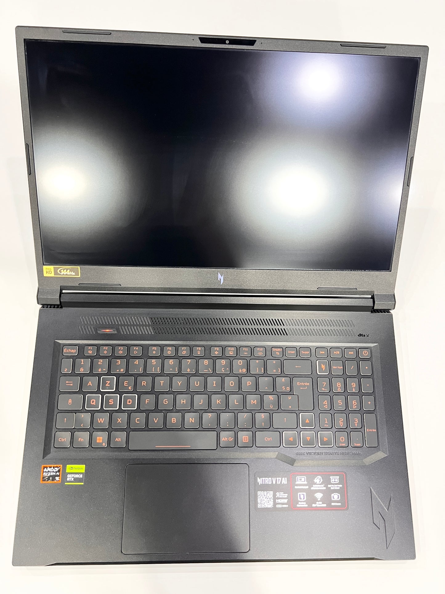 Acer Nitro V17 AI ANV15 Ryzen™ AI 5 340-RTX 4050 6G