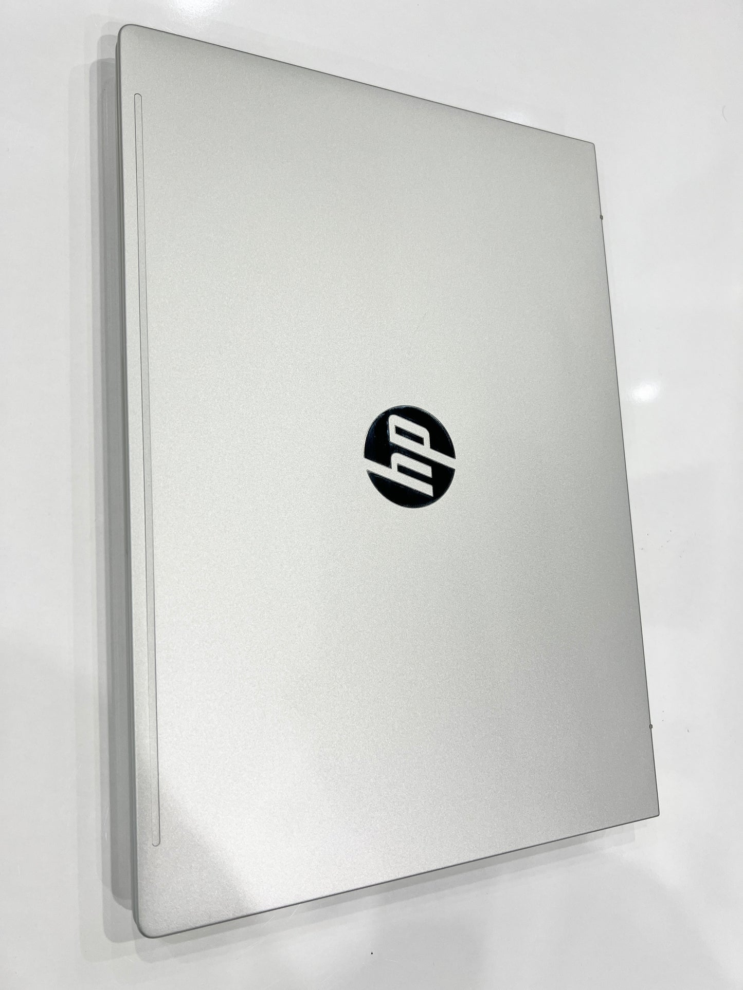 HP ProBook 4 G1i 14 AI Ultra 7 255U