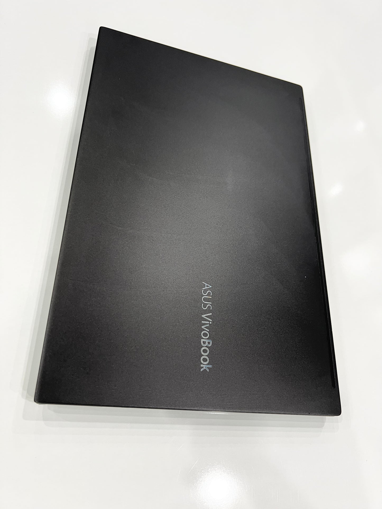 ASUS Vivobook 15 OLED i7 11th-MX350 2G