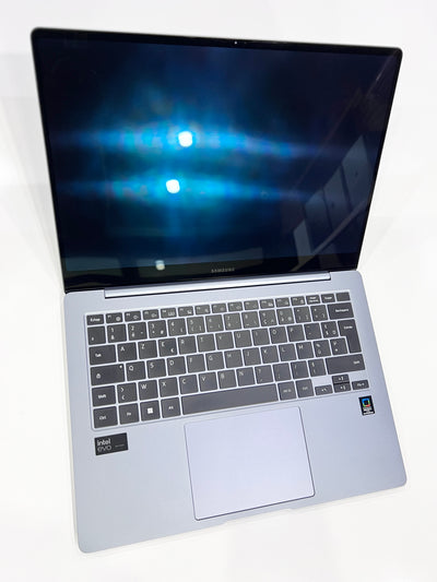 SAMSUNG GALAXY BOOK4 PRO 14 Ultra 5 125H Tactile AMOLED