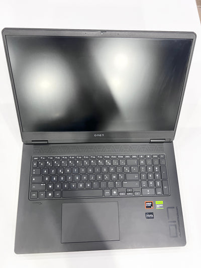 HP OMEN 17 Ryzen™ 9 8945HS-RTX™ 4060 8G
