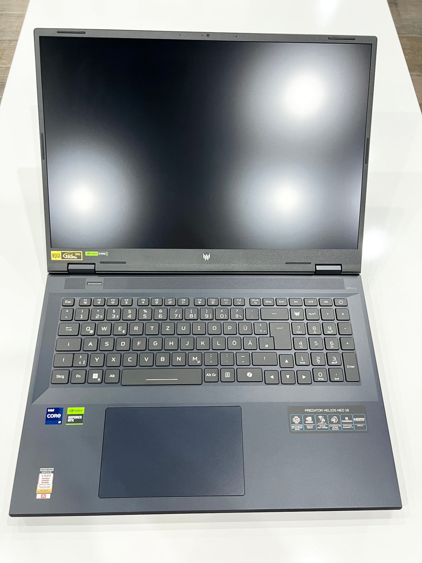 Acer Predator Helios Neo 18 PHN18 i9 14th-RTX™ 4060 8G