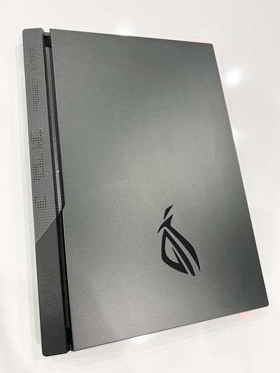 ASUS ROG STRIX 17 G713QR Ryzen 9 5900HX-RTX 3070 8G