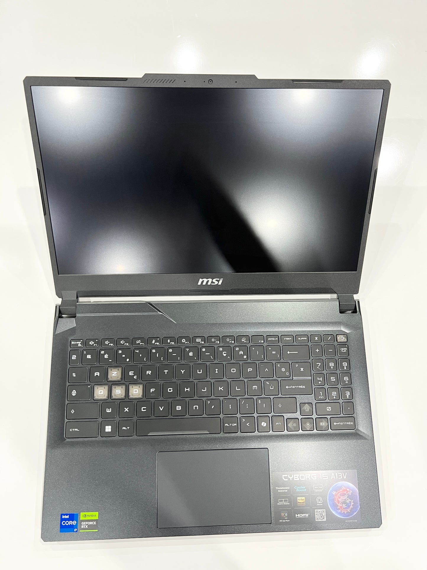 MSI Cyborg 15 A13VFK i7 13th-RTX 4060 8G