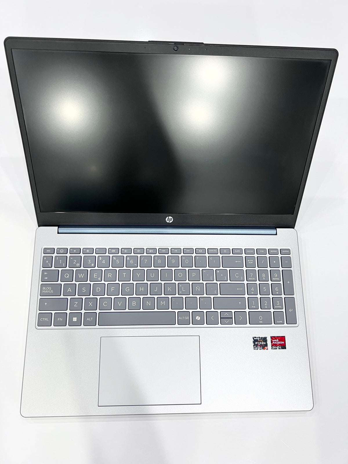 HP Laptop 15-fc0241ns Ryzen™ 5 7520U