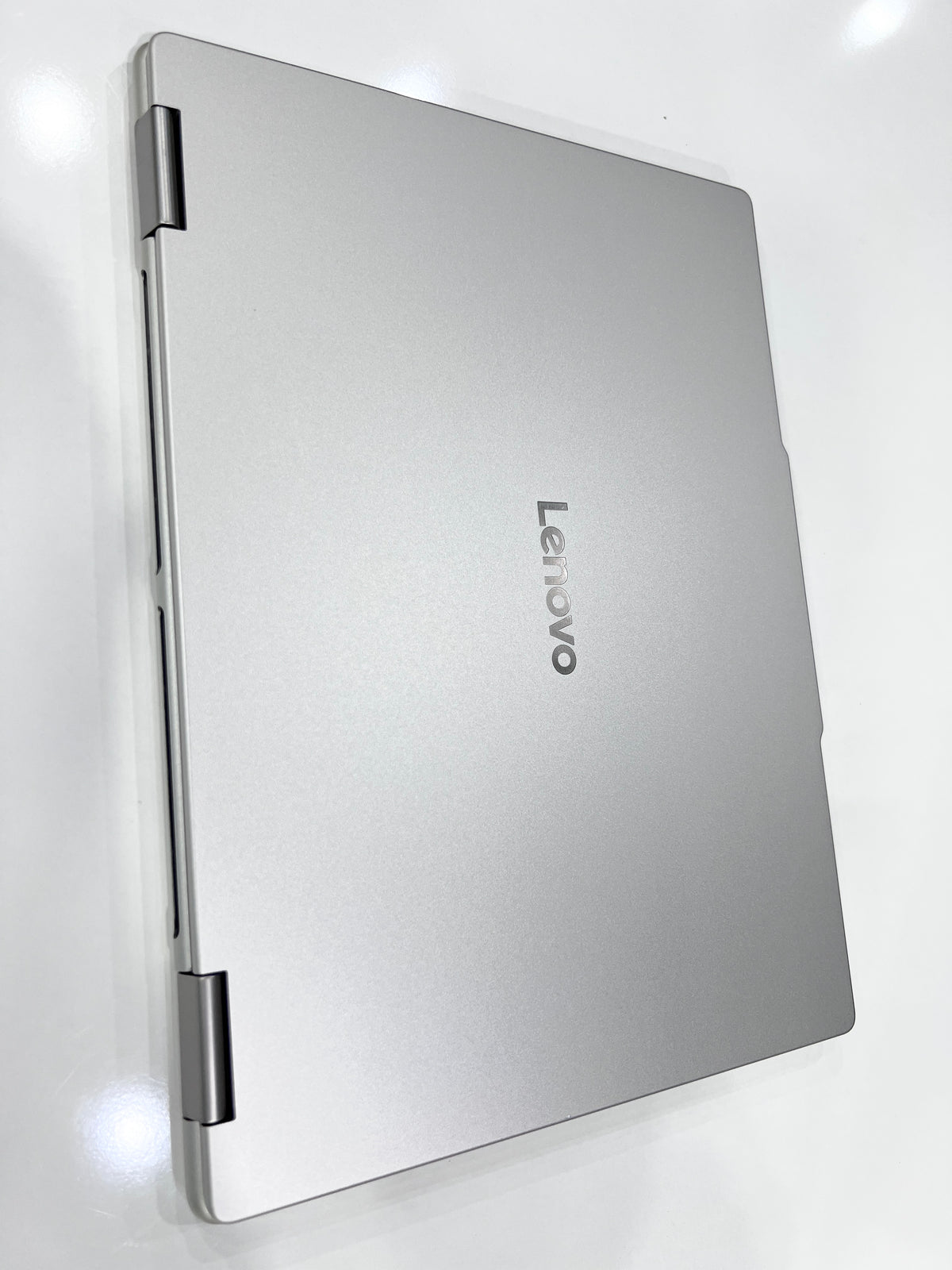 Lenovo Yoga 7 2-in-1 14AKP10 Ryzen™ AI 7 350 OLED TACTILE