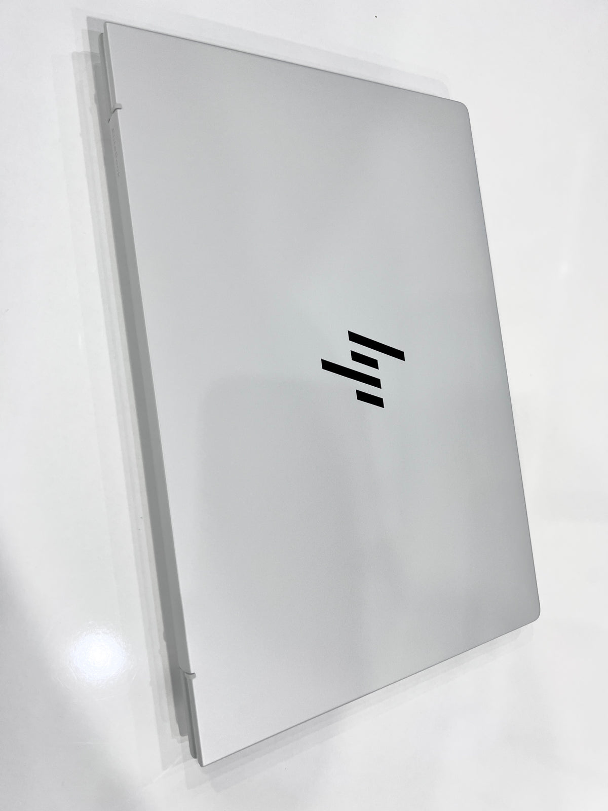 HP EliteBook 8 G1a 14 Ryzen™ 5 PRO 230