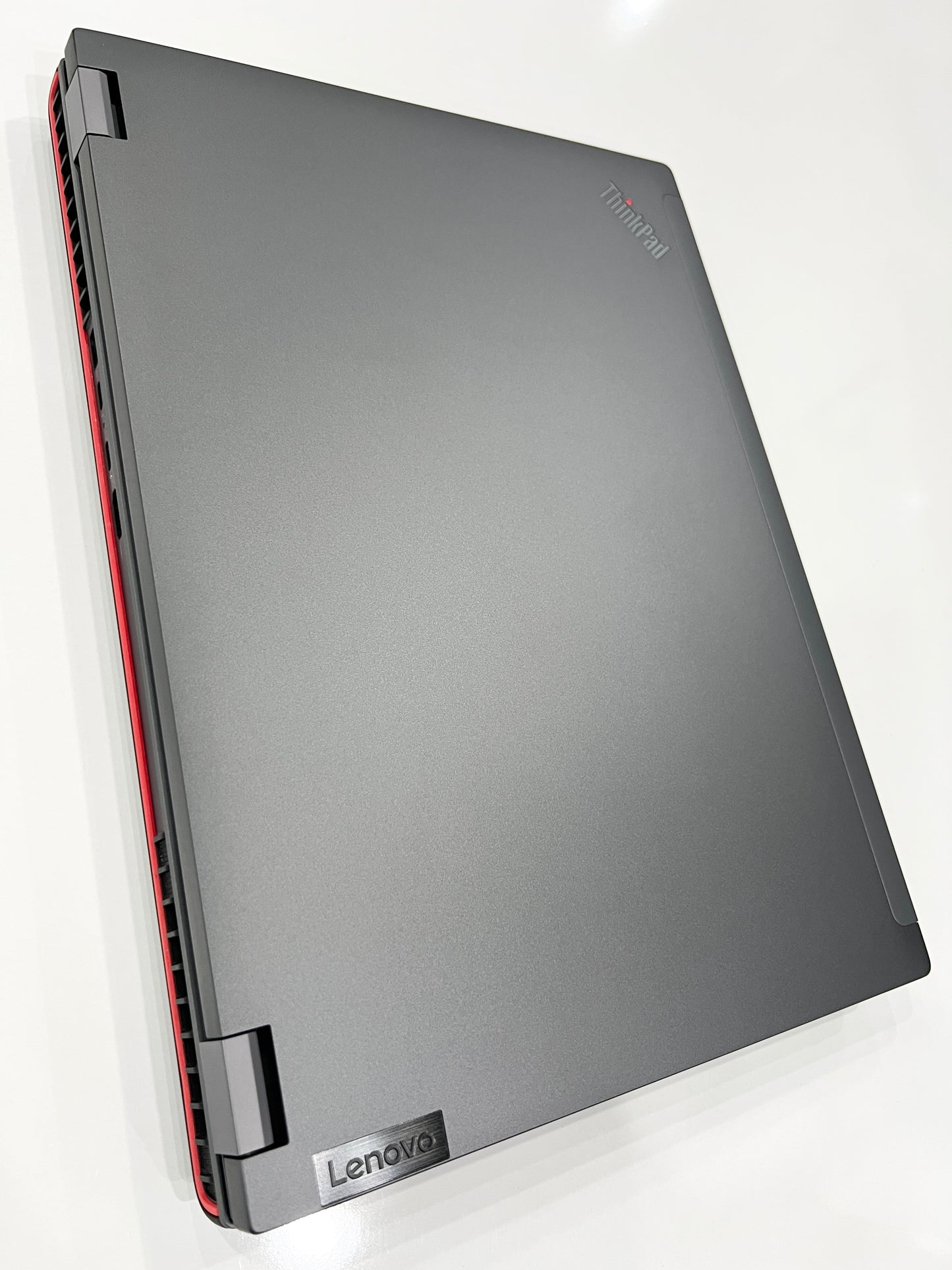 Station de Travail Mobile LENOVO THINKPAD P16 GEN 1 i7 12th-RTX A3000 12G