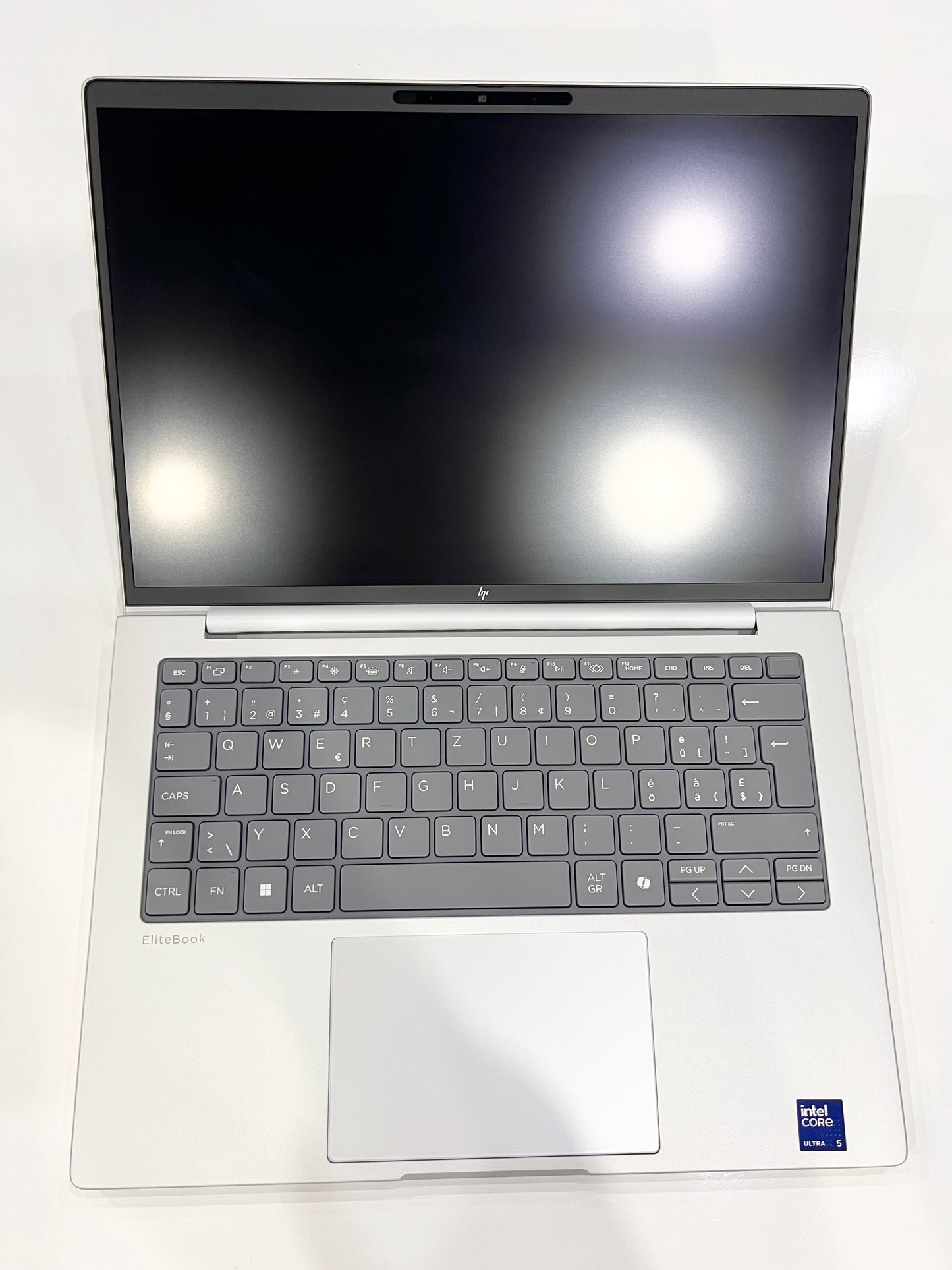 HP EliteBook 8 G1i 14 AI Ultra 5 225H-Intel® Arc 130T