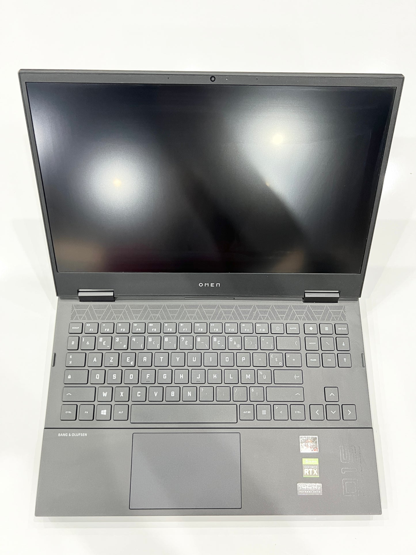 HP OMEN 15 Ryzen 7 5800H-RTX 3060 6G