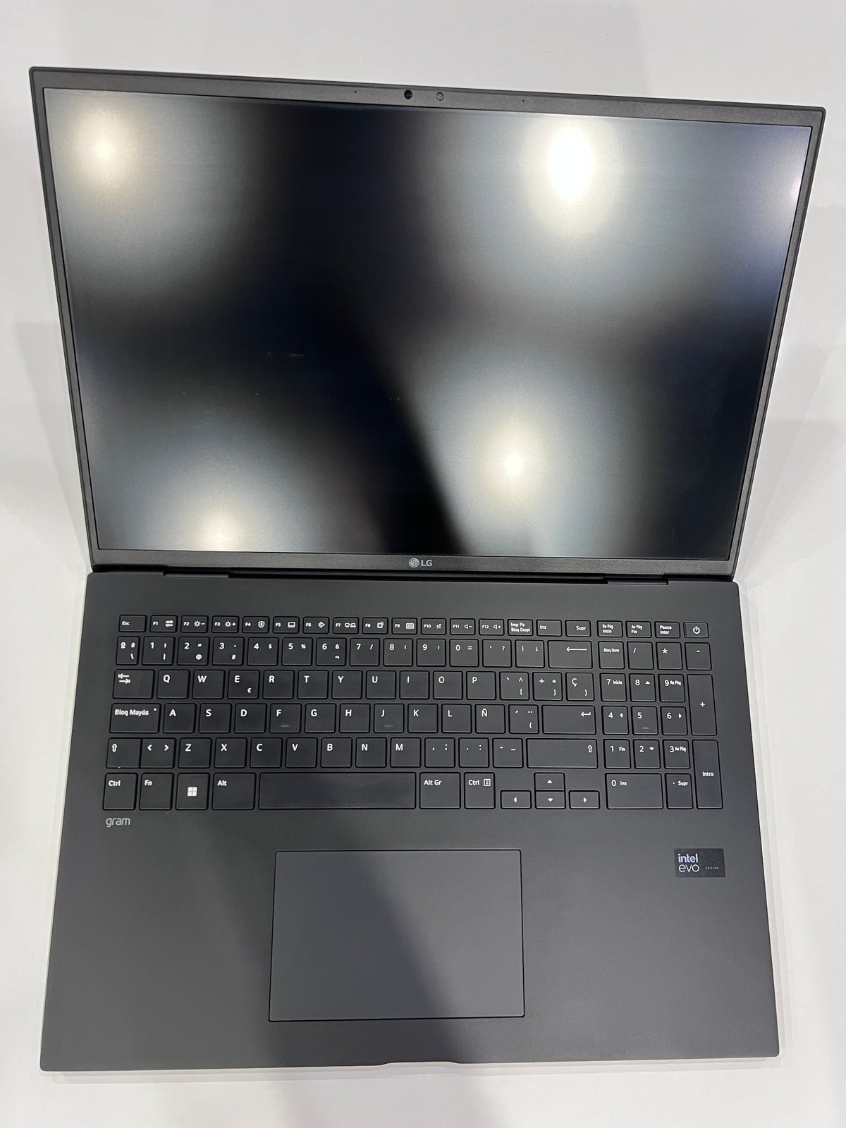 LG Gram 17 17Z90S Ultra 7 155H 2.5K