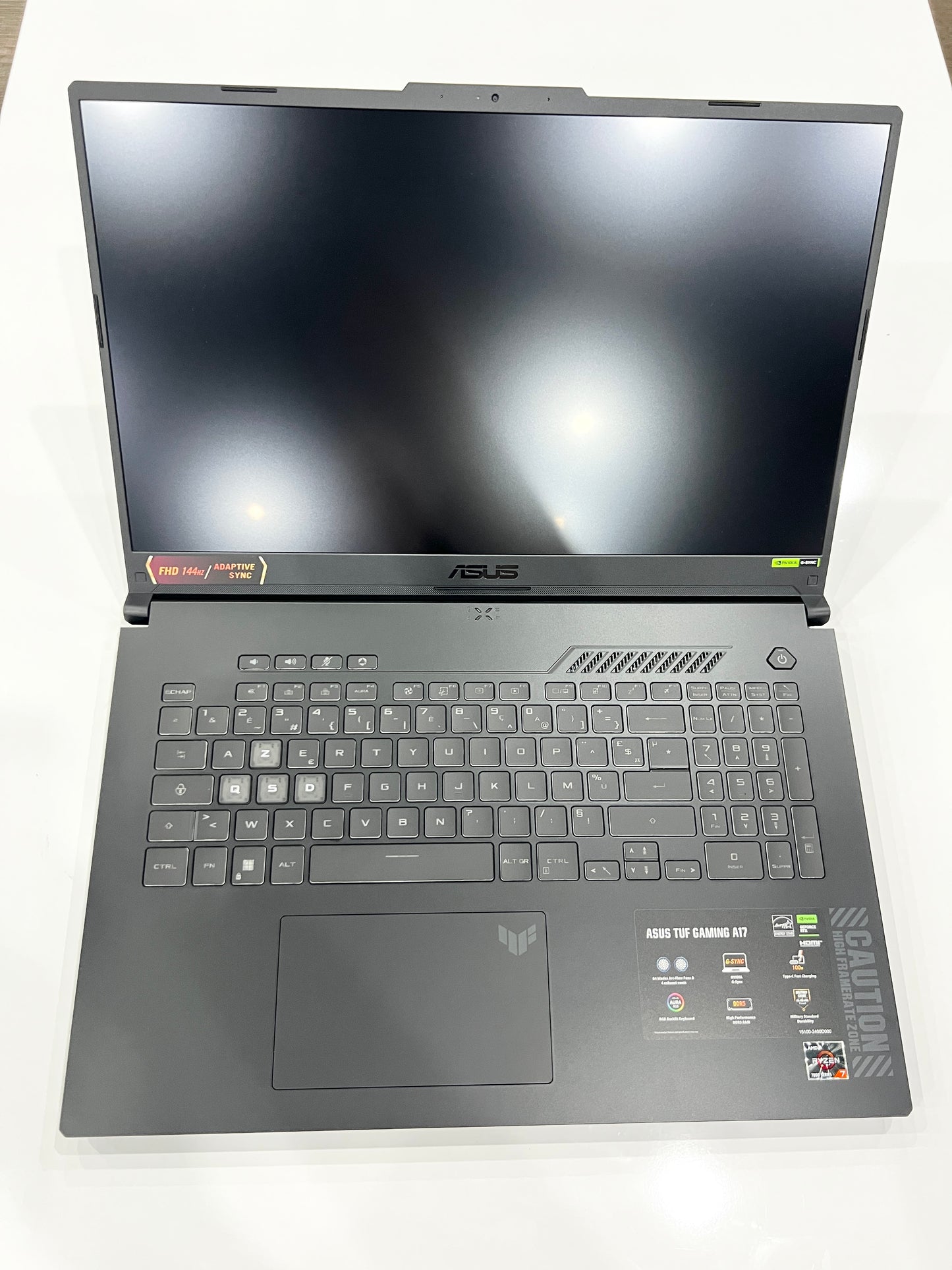 ASUS TUF Gaming A17 FA707 Ryzen 7 7435HS-RTX 4050 6G