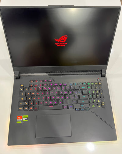 ASUS ROG STRIX SCAR 17 G733PZ Ryzen 9 7945HX-RTX 4080 12G
