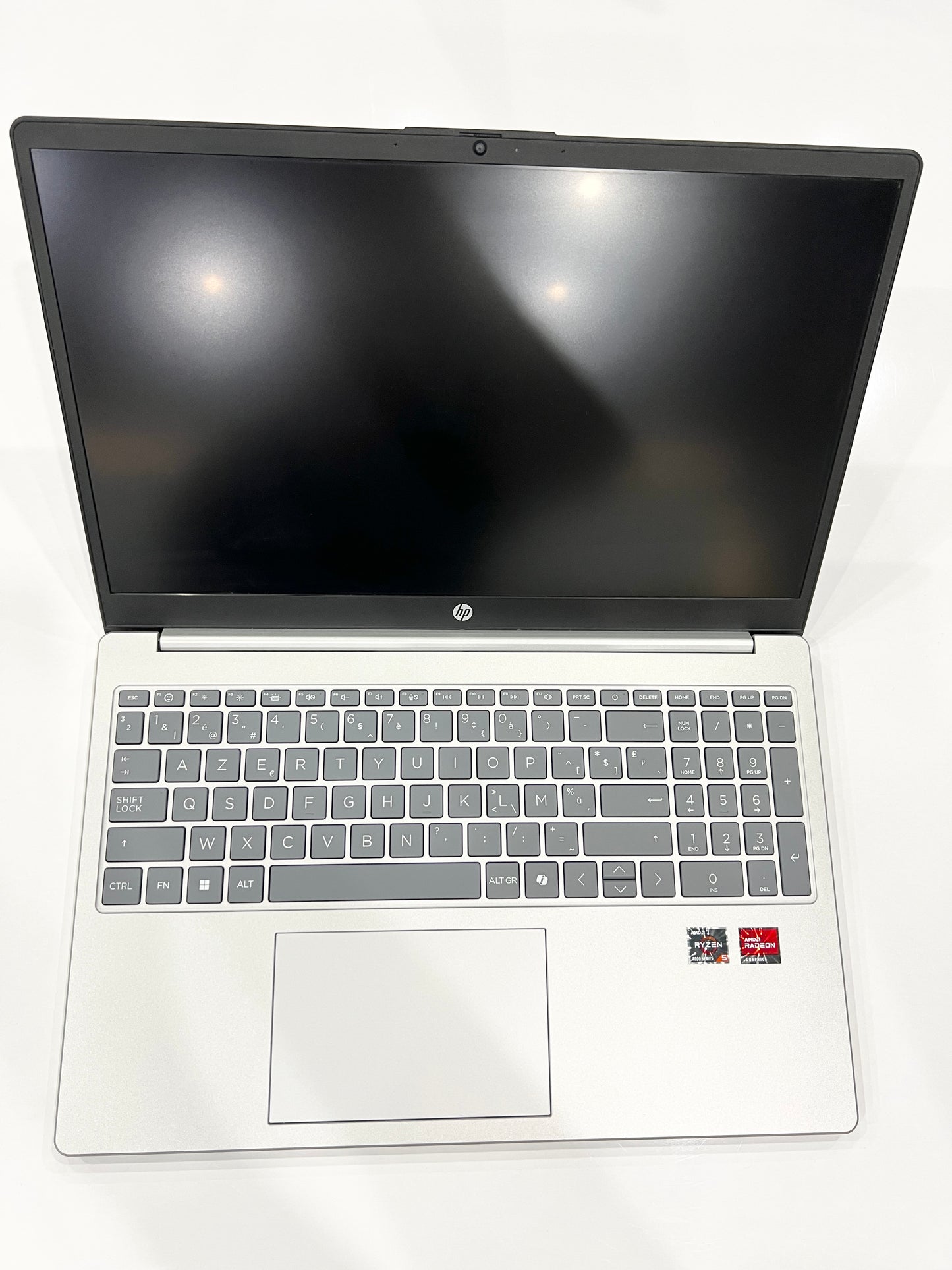 HP Laptop 15-fc0101nb Ryzen™ 5 7520U