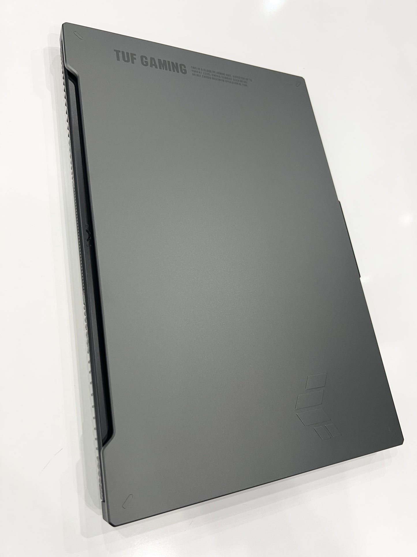 ASUS TUF Gaming A17 FA707 Ryzen 7 7435HS-RTX 4050 6G