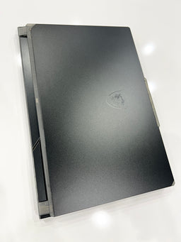 MSI Cyborg 15 A13VE i7 13th-RTX 4050 6G