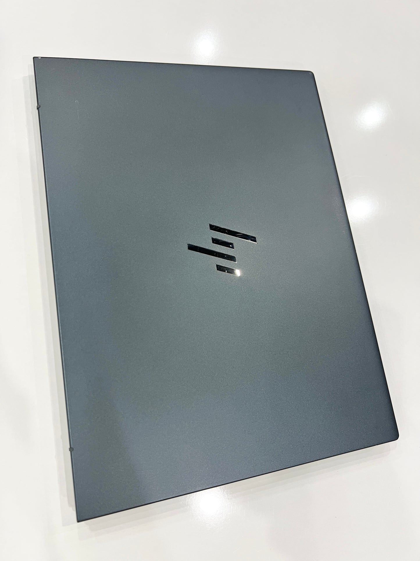 HP Elite Dragonfly G3 i7 12th Tactile