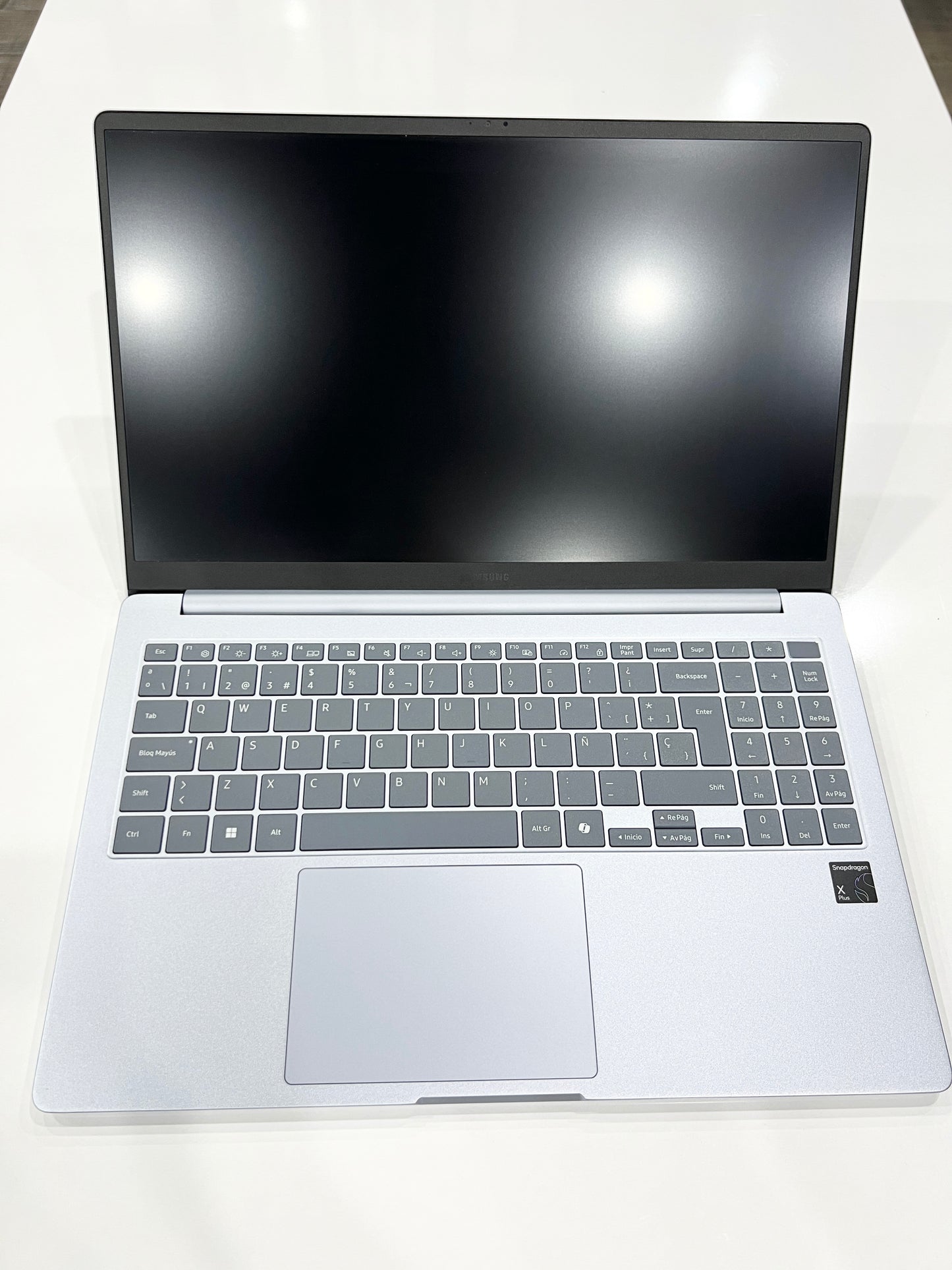 Samsung Galaxy Book4 Edge