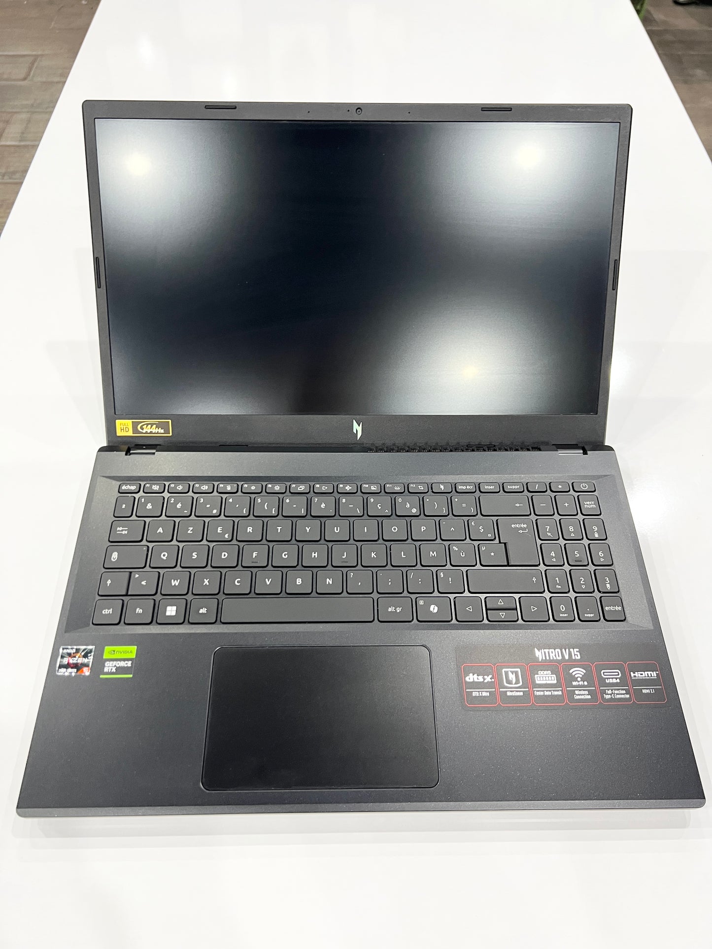 Acer Nitro V 15 ANV15 Ryzen 5 7535HS-RTX 4060 8G