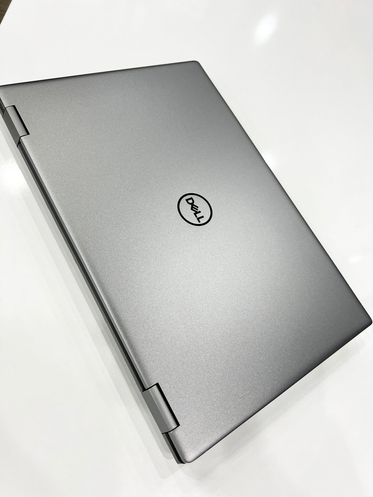 Station de travail Dell Precision 7780 i9 13th-RTX 3500 12G