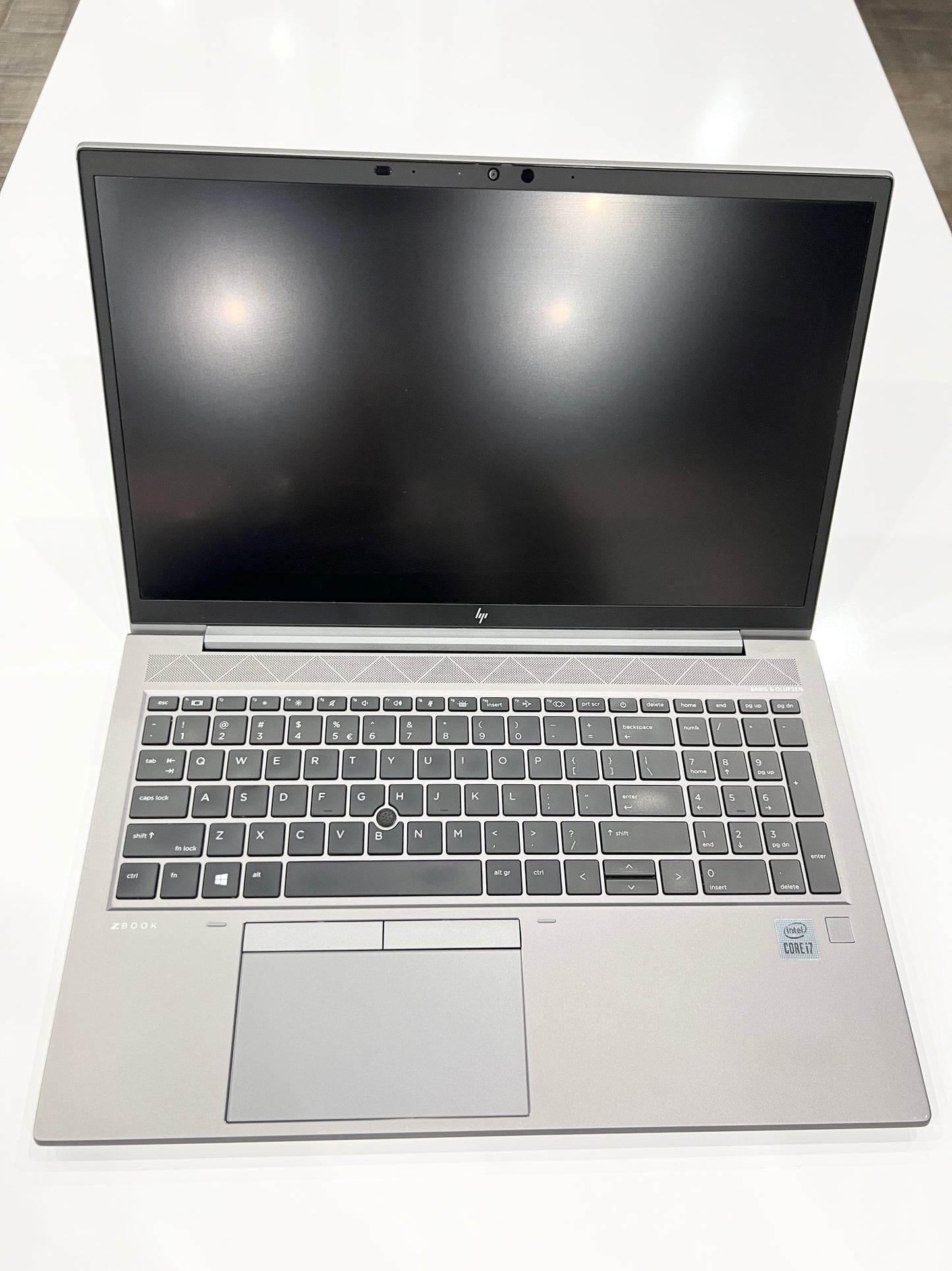 HP Zbook Firefly 15 G7 Workstation i7 10th- Nvidia P520 4G