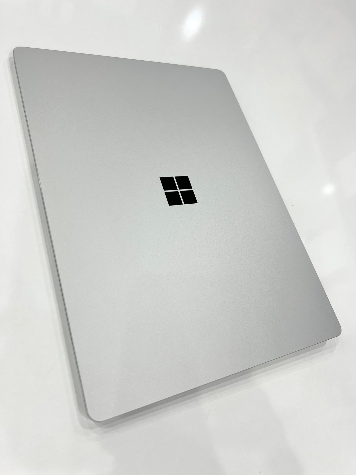 Microsoft Surface Laptop 4 AMD Ryzen 5 4680U